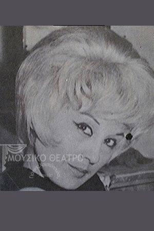 Nanda Tzaka portrait