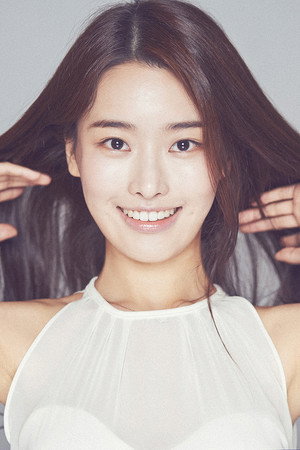 Bae Min-jung portrait