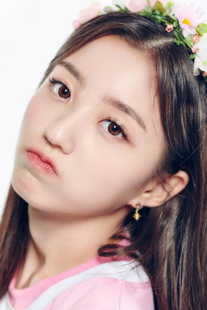Kang Ye-seo portrait