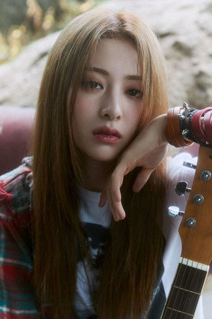 Huh Yunjin portrait