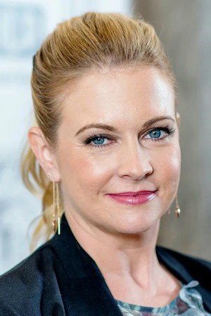 Melissa Joan Hart portrait