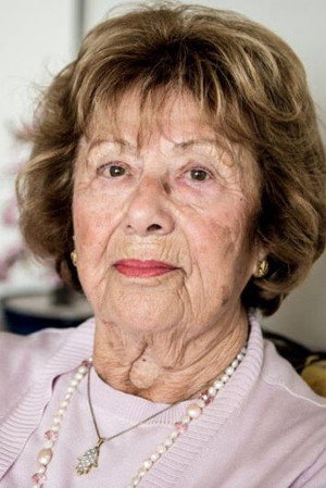 Elisabeth Masur portrait