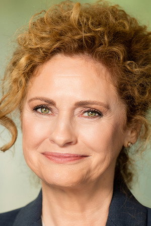 Sharon Sharth portrait