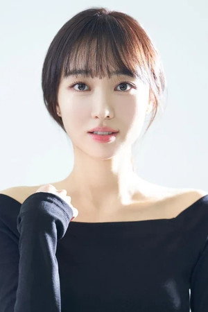 Cho Shi-yoon portrait