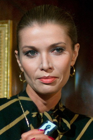 Alexandra Delli Colli portrait