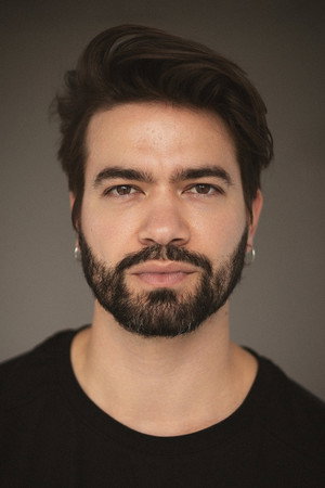 Eliot Tosta portrait