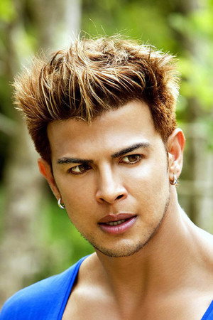 Sahil Khan portrait
