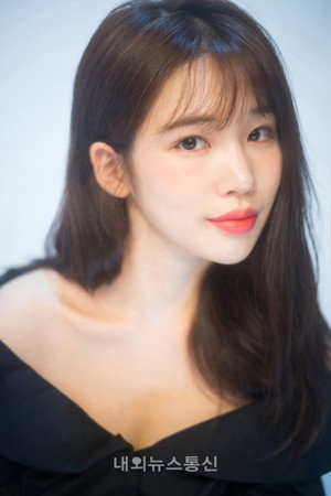 Kim So-bin portrait