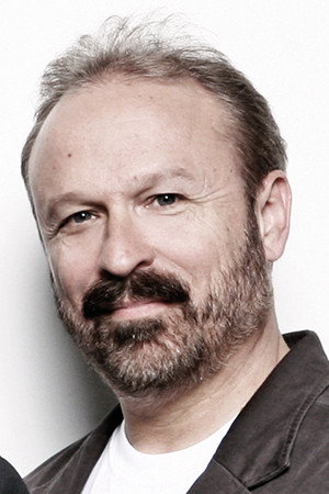 Daryl Stuermer portrait
