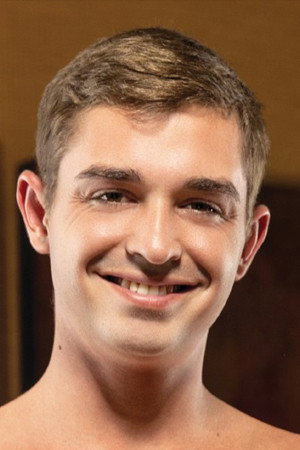 Grayson Lange portrait