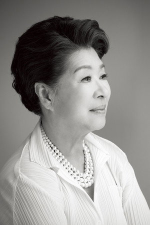 Um Aing-ran portrait