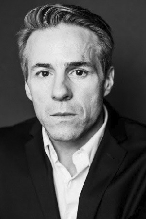 Troy Mundle portrait