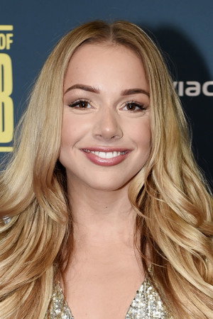 Emma Heesters portrait