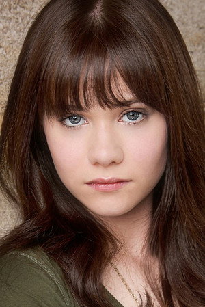 Amanda Leighton portrait