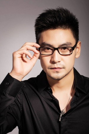 Li Fei portrait