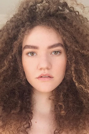 Vitória Falcão portrait
