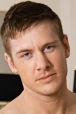 Jax Hayes portrait