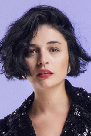 Gonca Vuslateri portrait
