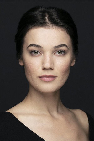 Pınar Deniz portrait