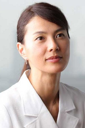 Makiko Esumi portrait