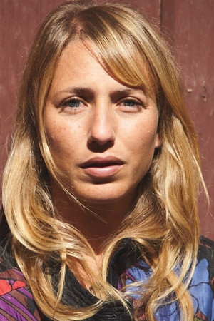 Laura Boujenah portrait