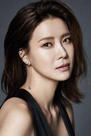 Yu Seon portrait