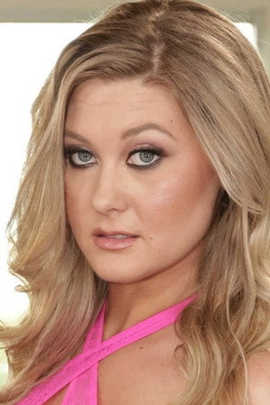 Addison Lee portrait