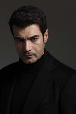 Murat Ünalmış portrait