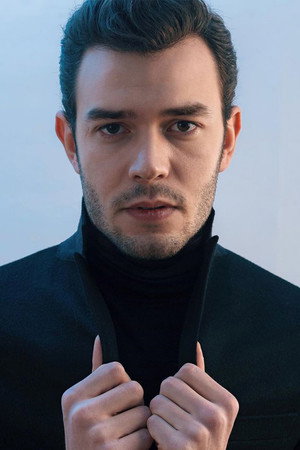 Aytaç Şaşmaz portrait