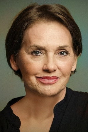 Nur Sürer portrait