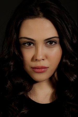 Dilara Aksüyek portrait