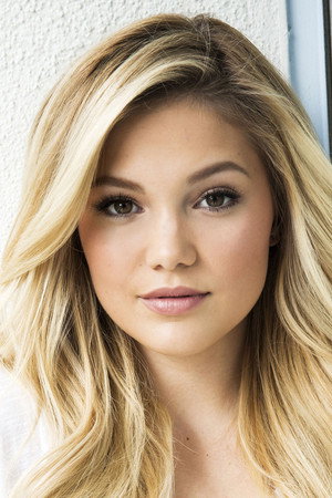 Olivia Holt portrait
