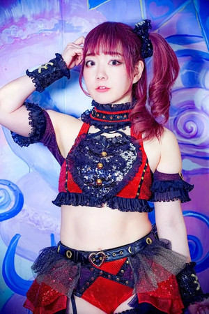 Suzu Suzuki portrait