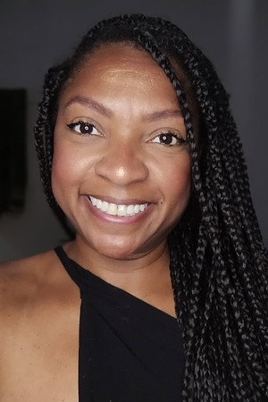 Paula Souza portrait