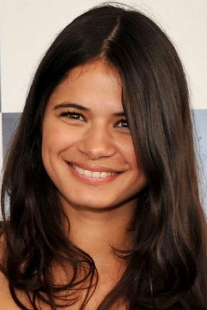 Melonie Díaz portrait