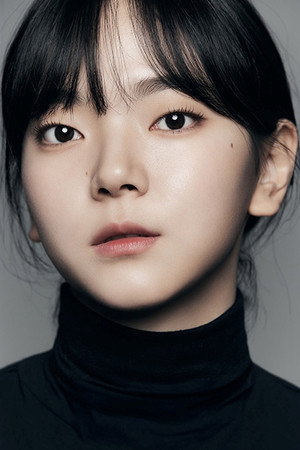 Sim Su-bin portrait