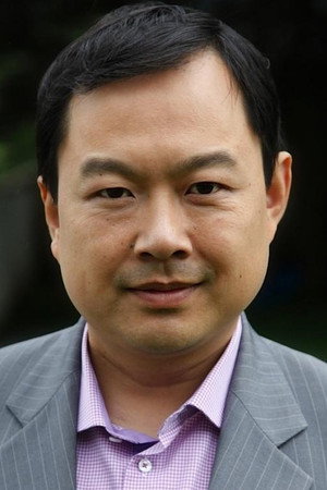 Xiaoxing Cheng portrait