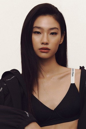 Hoyeon portrait