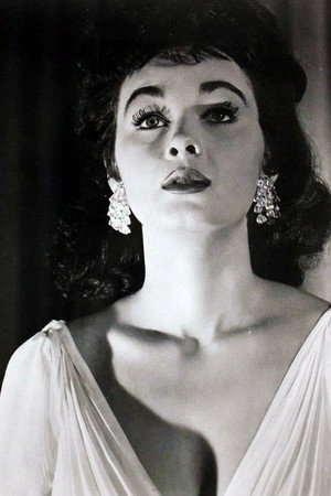 Marla English portrait