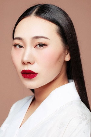 Yang Ge portrait