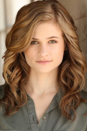 Jenna Boyd portrait