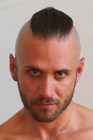 Mat Tahari portrait