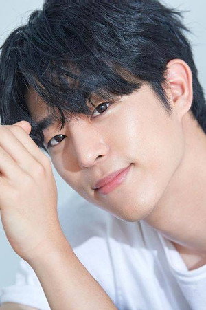 Lee Chan-hyeong portrait