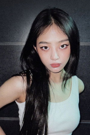Minji portrait