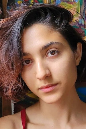 Luana Albeniz portrait