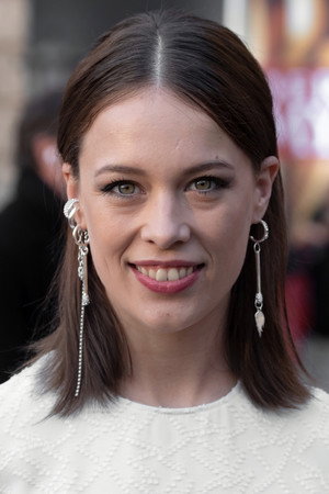 Paula Beer portrait