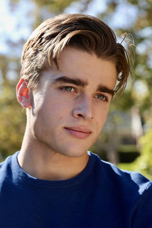 Austin Falk portrait