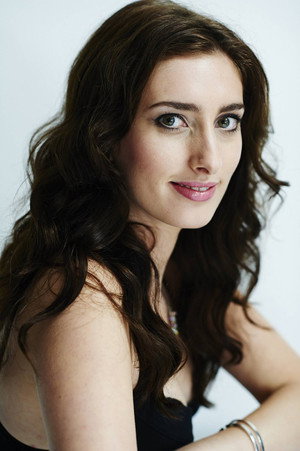Jessica Knappett portrait