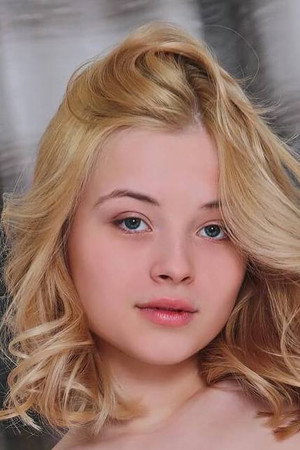 Bianca Bell portrait