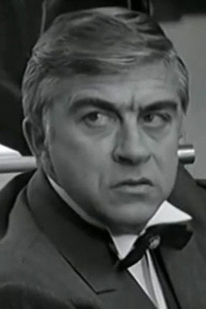 Boris Arabow portrait